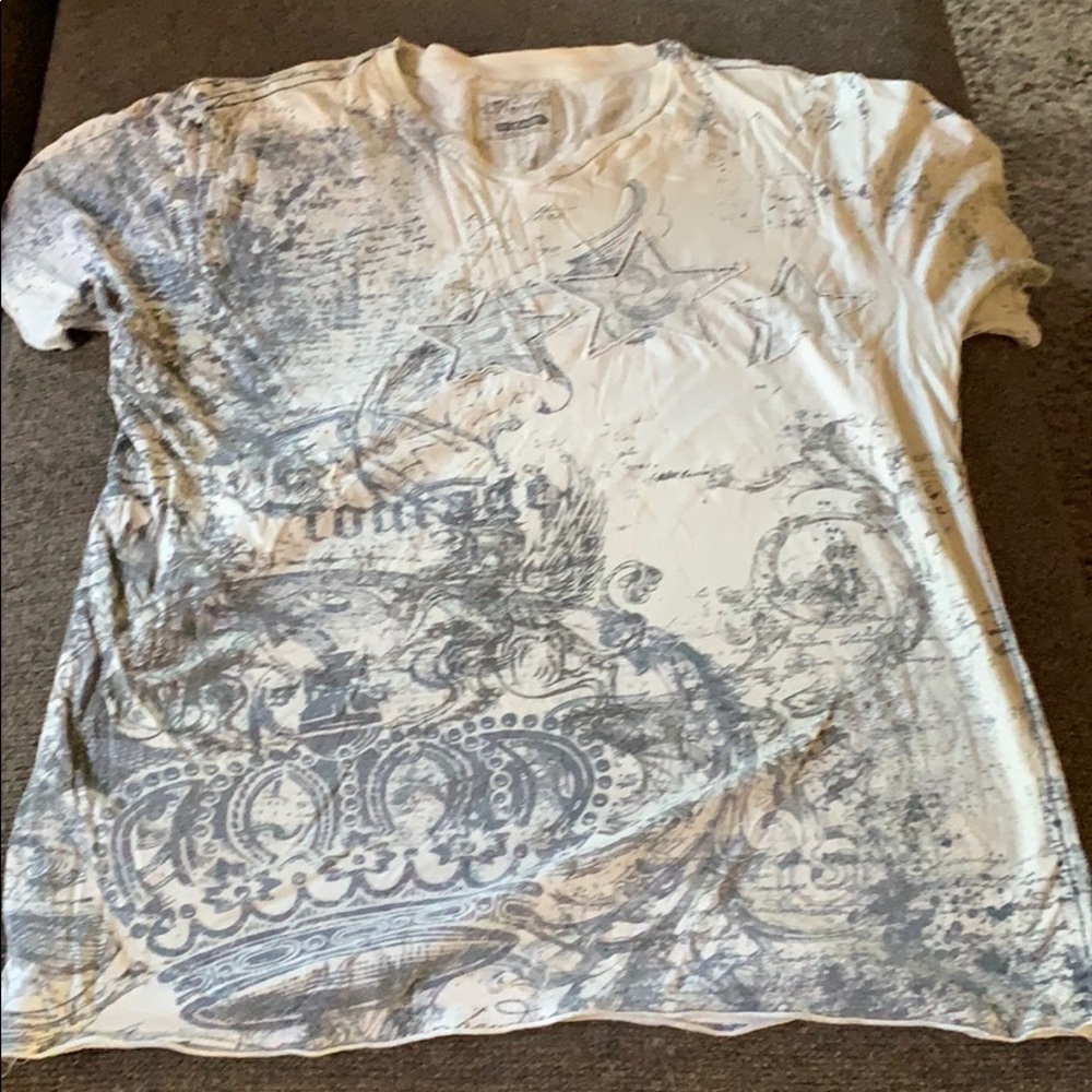 Men’s t shirt